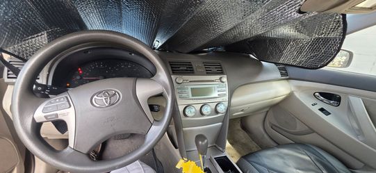 Vendo Toyota Camry LE