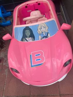 Malibu Barbie car
