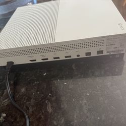 Xbox one S en buenas condiciones