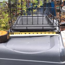 Animal Crate Metal Wire Small. Located In PORT Orchard 98366