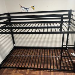 Twin Bunk bed 