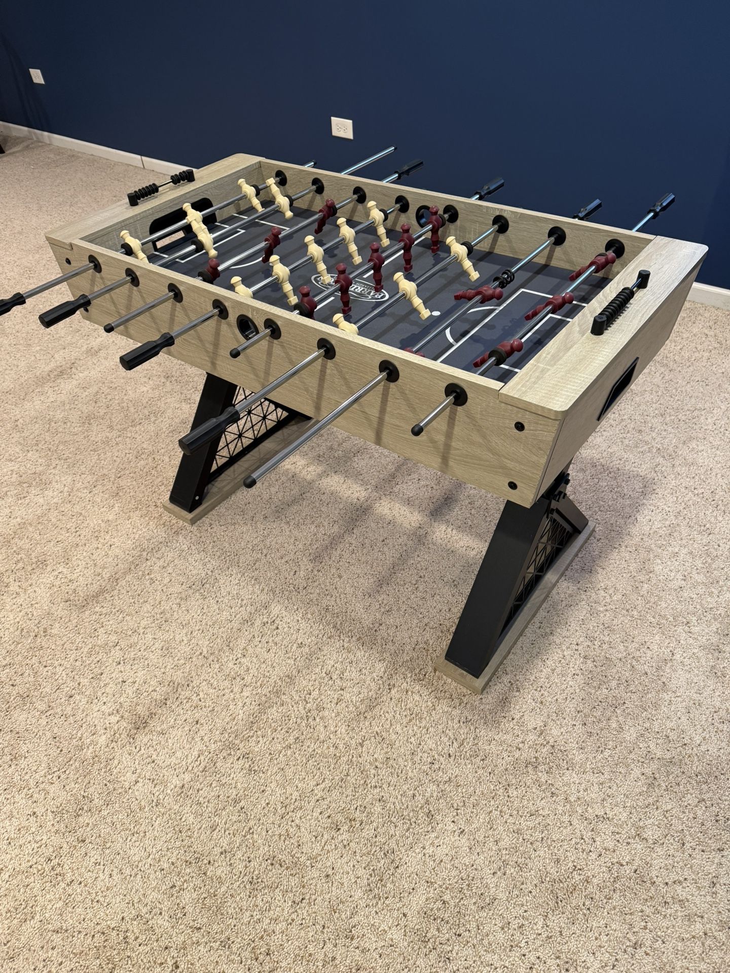 ⚽ Foosball Table + Set of Playable Soccer Balls – Excellent Condition! — $200 OBO