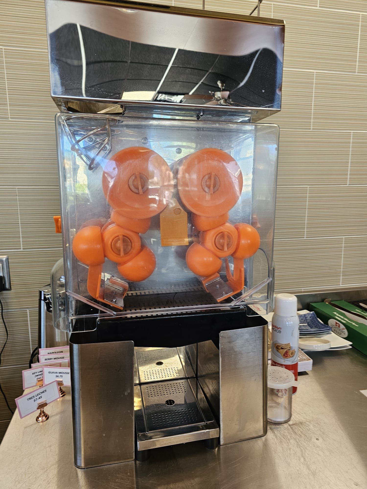 Vevor Orange Juice Machine - Closing Sale!
