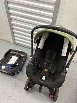 Doona stroller Green with base