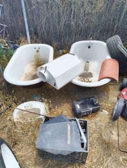 Antique Claw Ball Bathtubs