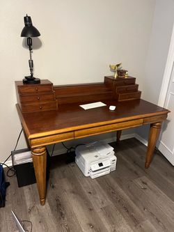 Klausner desk. By dick idol