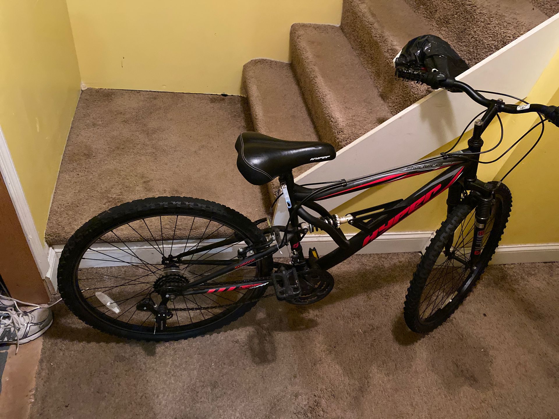 Hyper mountain bike 20”