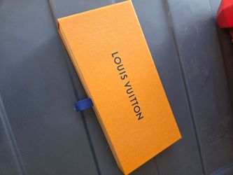 Louis Vuitton scarf box