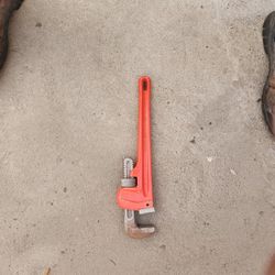 Pipe Wrench 