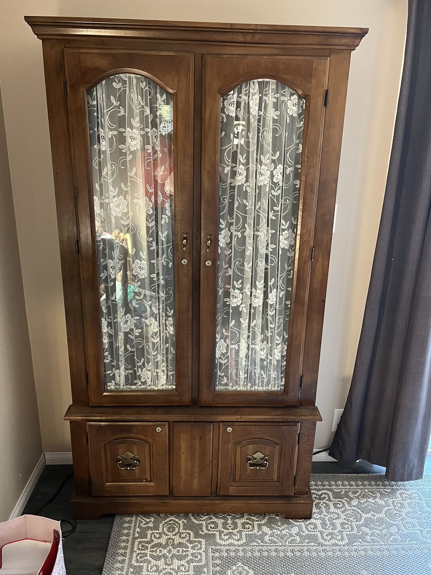 FREE ANTIQUE GUN CASE