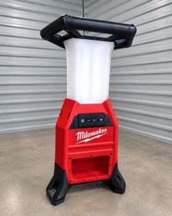 M18 18-Volt Lithium ion battery RADIUS Site light