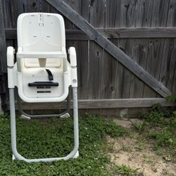 Adjustable High Chair – Sturdy & Clean, Missing Belt 