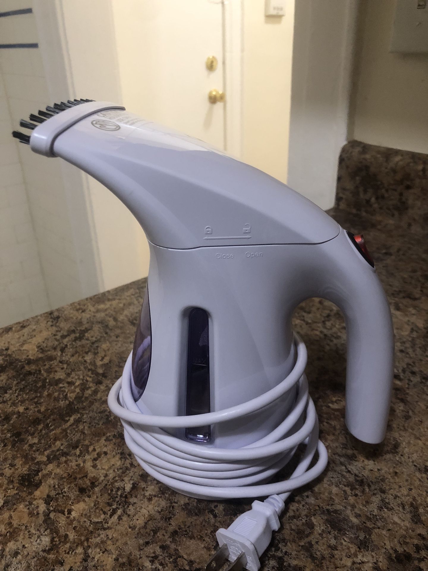 Garment Steamer Model HL7 