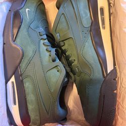 Nigel Sylvester x air Jordan 4 RM “Grandma Driveway”