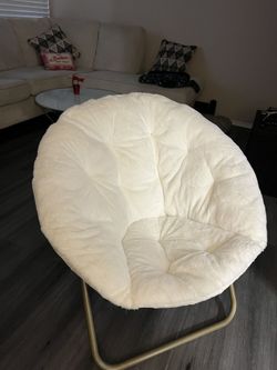 Chair Fluffy White Like New