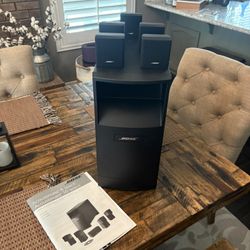 Yamaha Receiver and Bose Speaker Home System