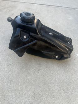 KX450F Gas Tank