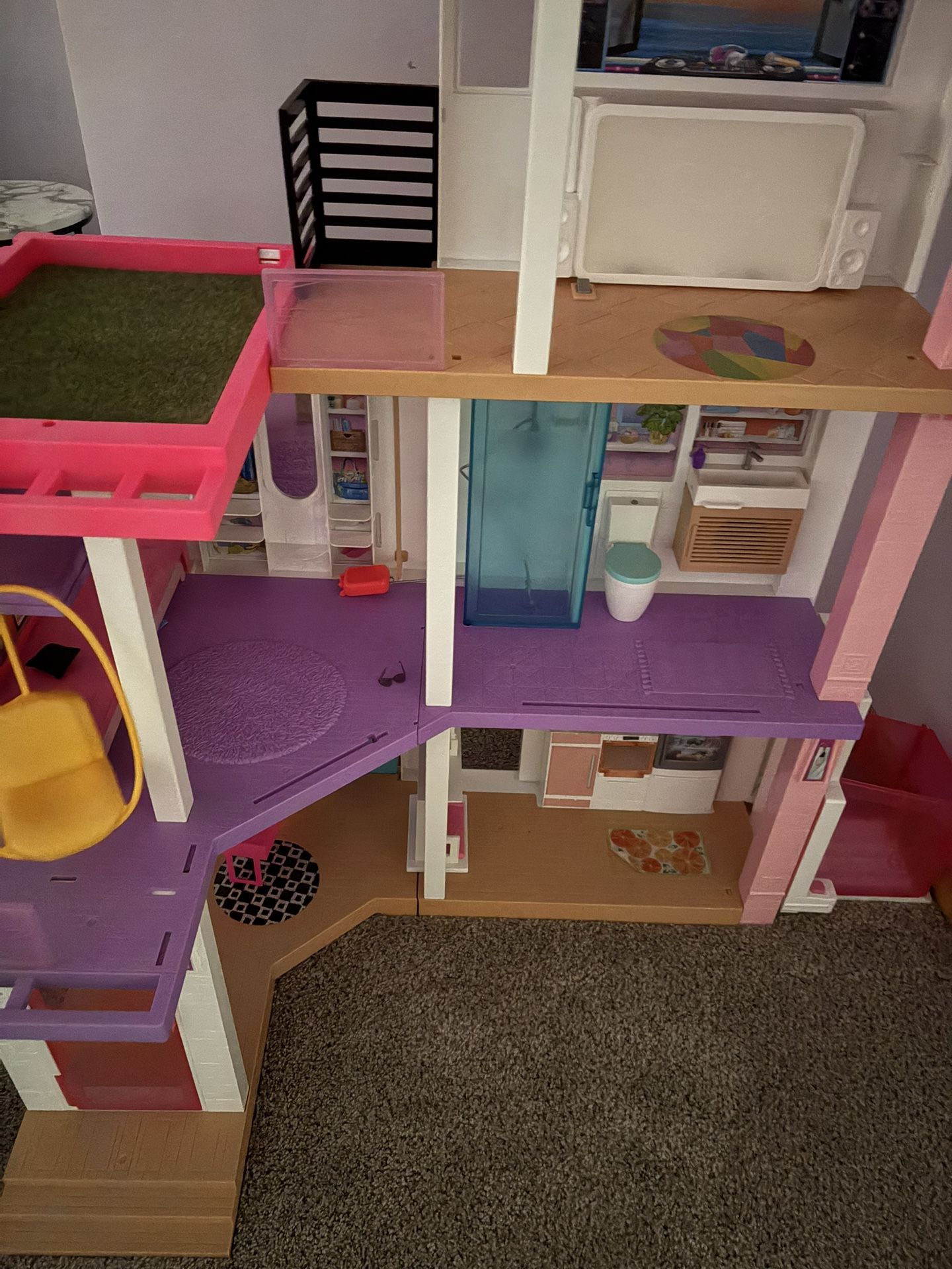 Barbie Dream House 