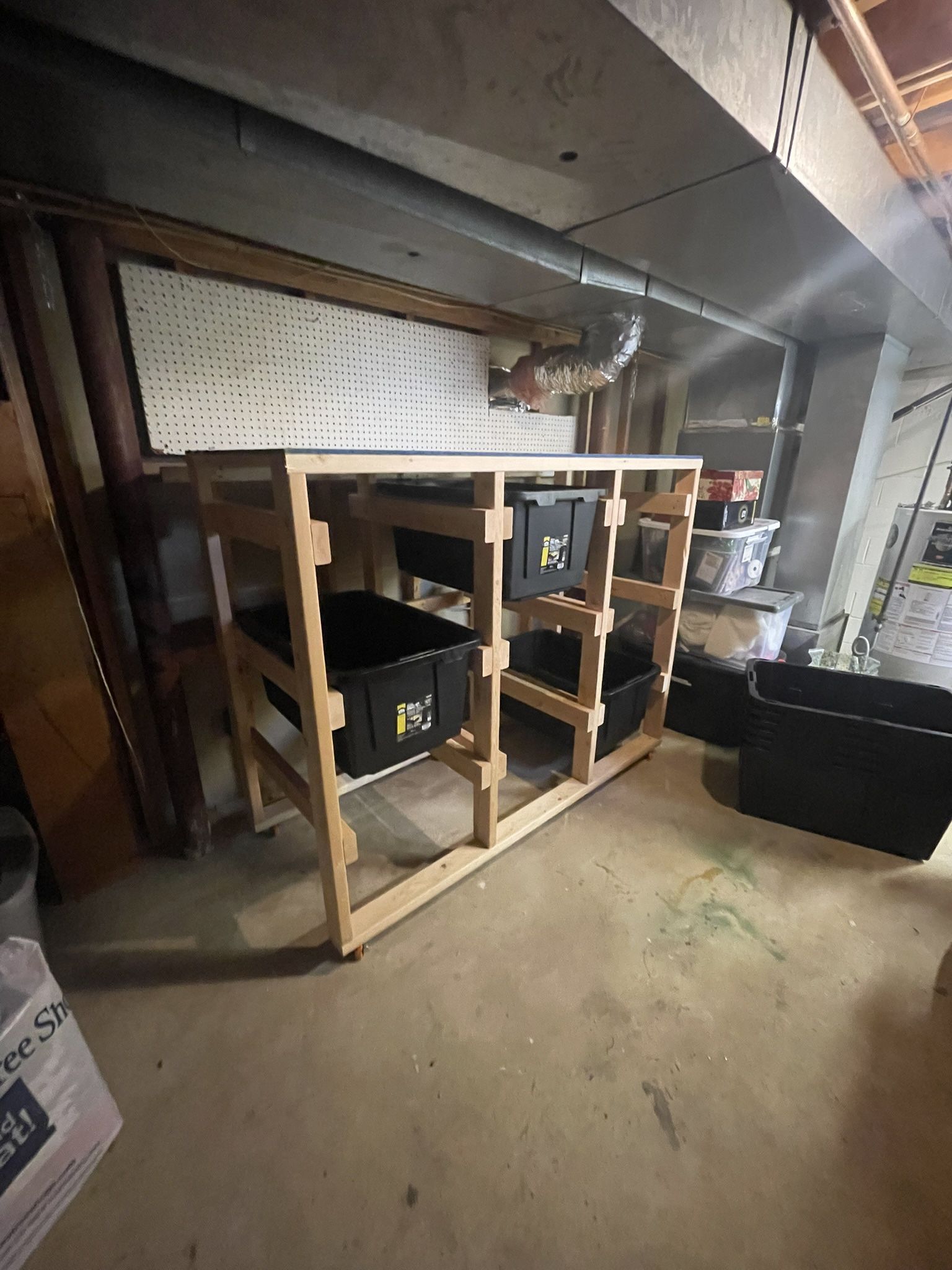 27 Gal Wooden Storage Racks – Perfect for Spring Cleaning!