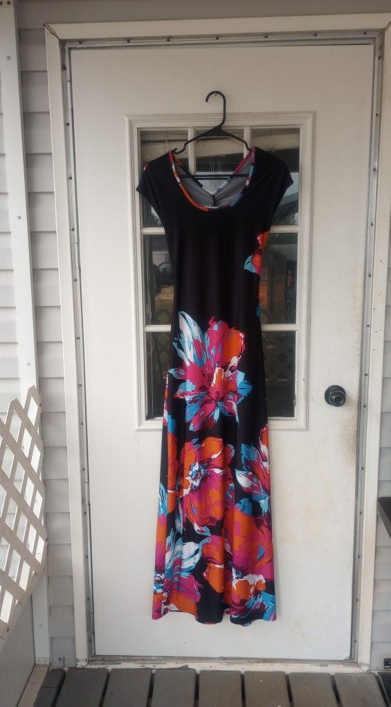 Bailey Blue maxi dress size Small