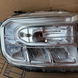 2022-2023-2024 ford Maverick Headlight RH