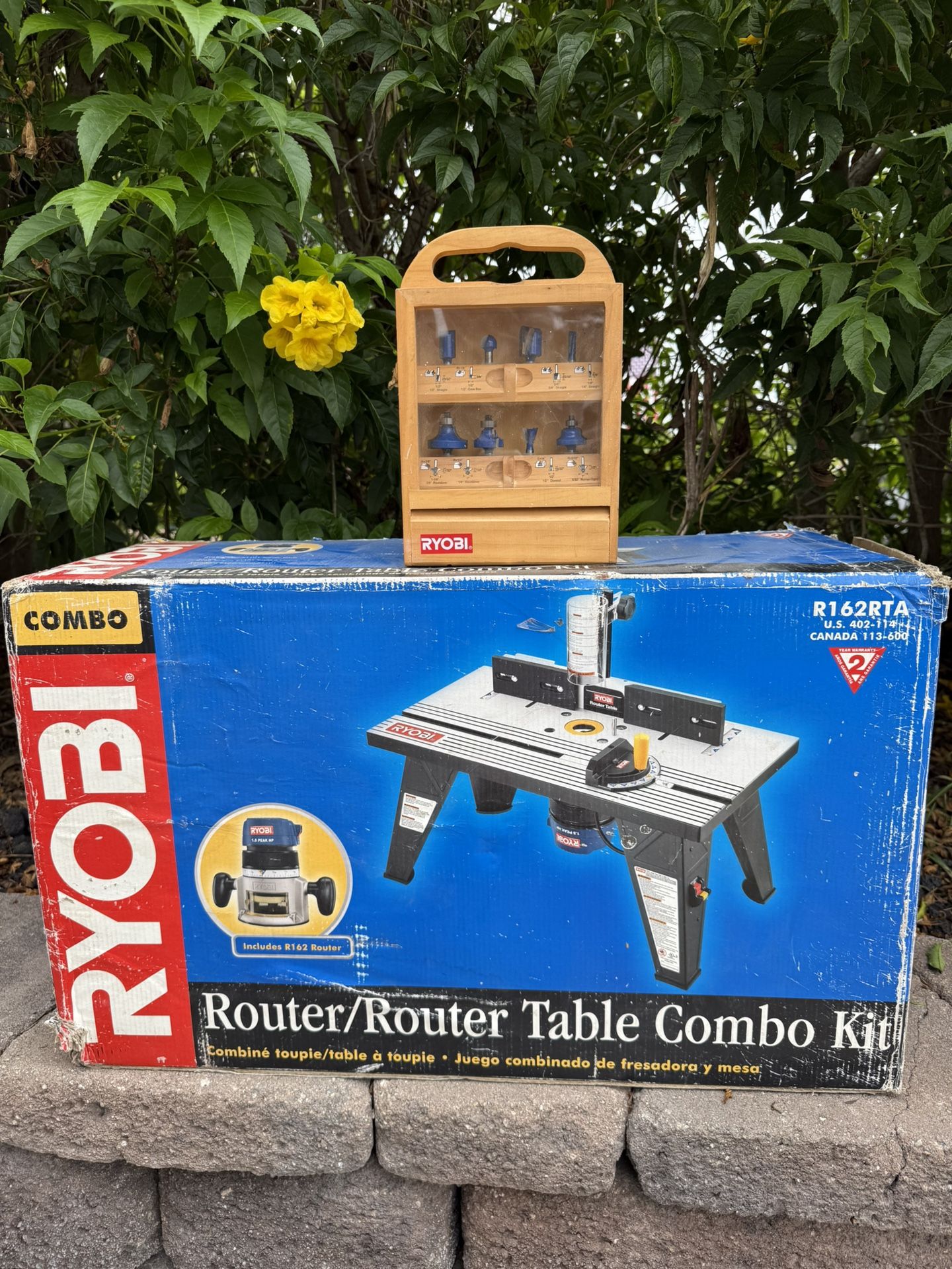 Wood Set-Router kit (extra bits), belt sander, finish sander