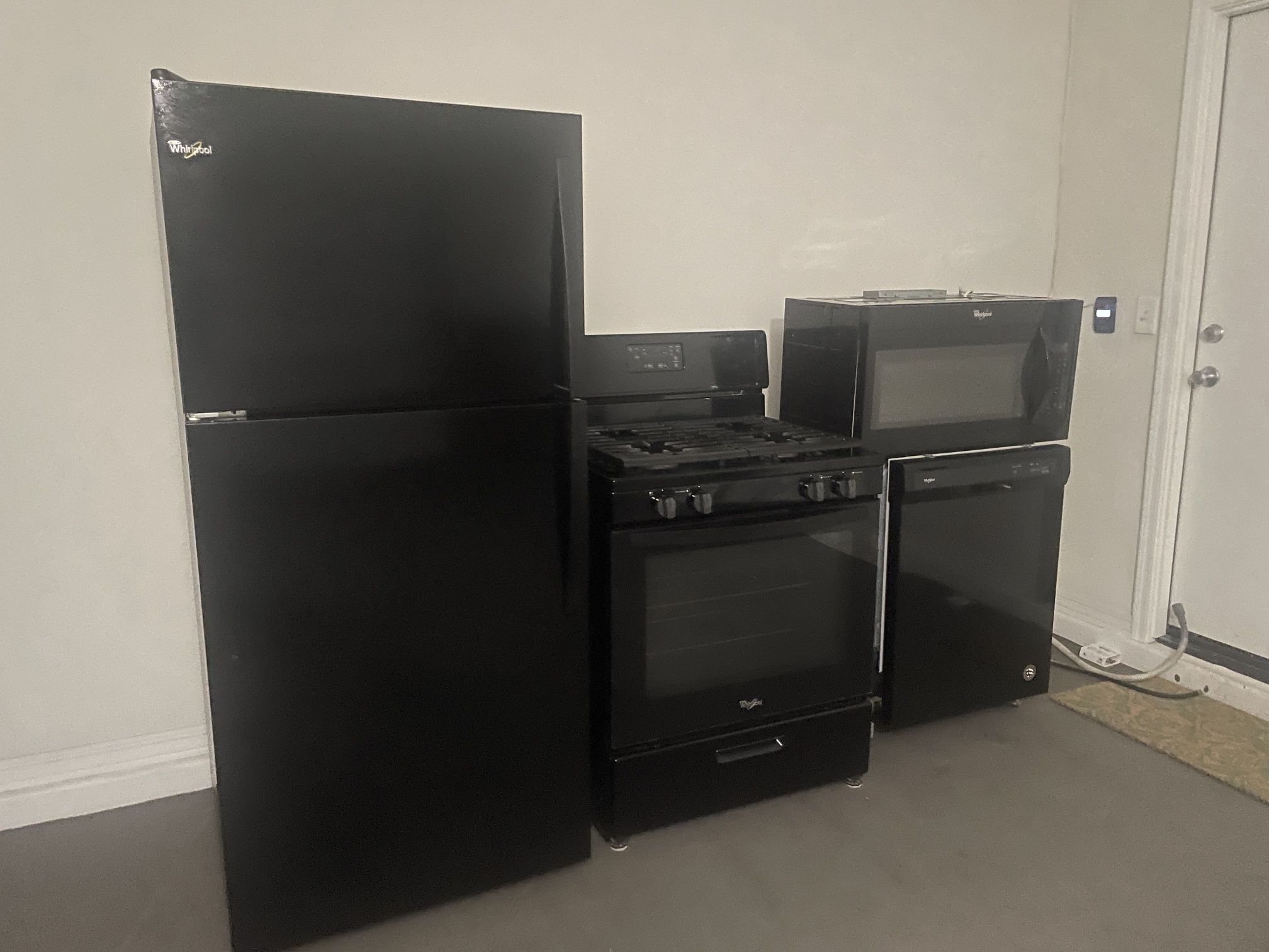 4 Whirlpool Appliance