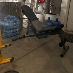 Golds Gym Bench 