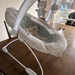 Ingenuity Dreamcomfort Smartbounce Automatic Baby Bouncer Seat - Barely Used - Like New