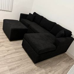 Brand New Black Sectionals With Free Ottoman