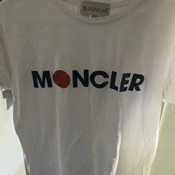 Moncler T-shirt