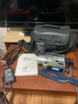 Sony Handycam Dcr-trv720 Digital 8 Camcorder 8mm hi8 night shot
