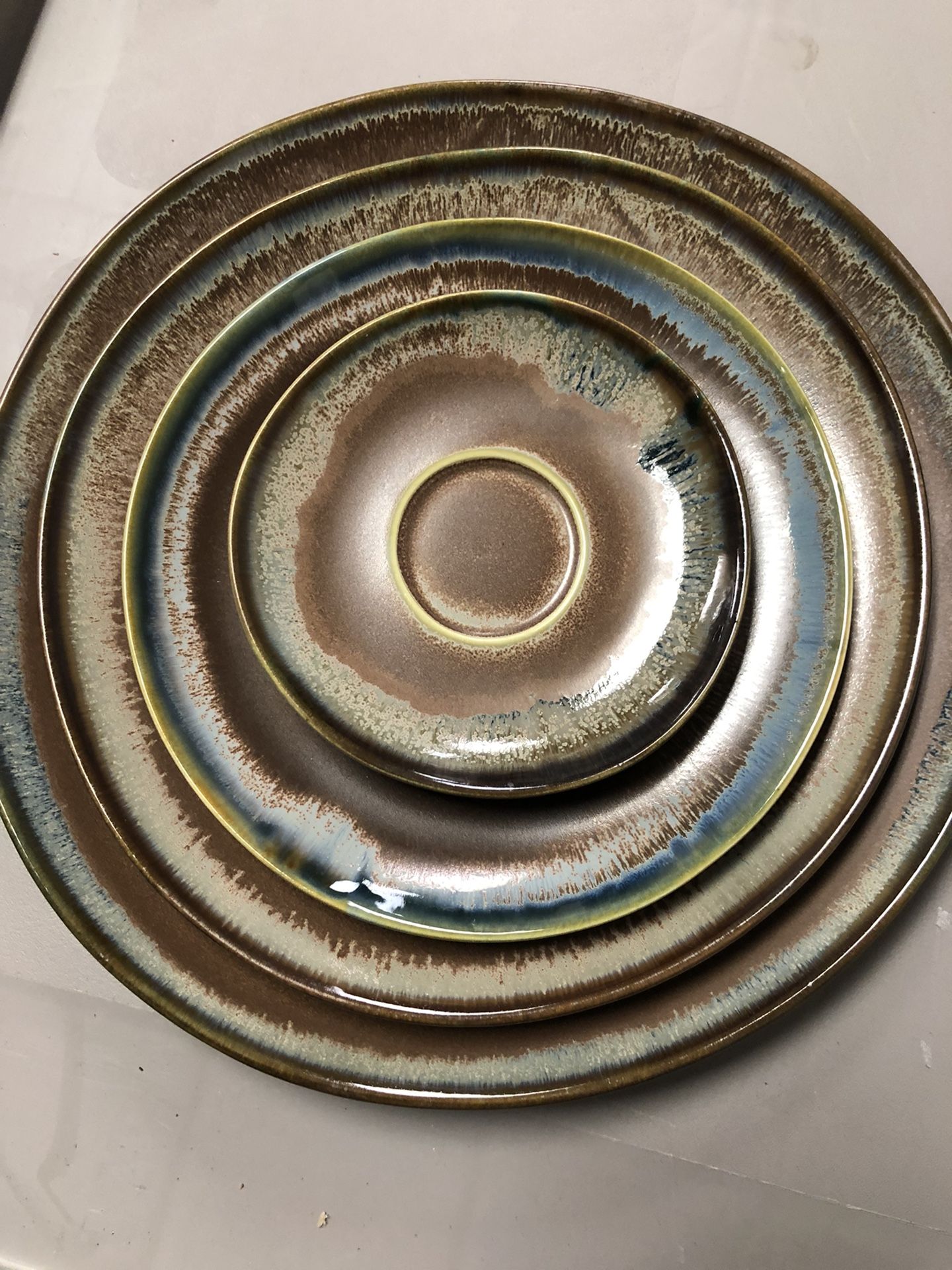 4 Plates