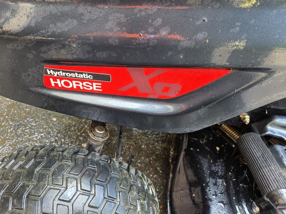 Troybilt Horse Xp 20hp 46 In Deck.  Delivery Available 