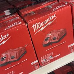 Milwaukee M18&M12