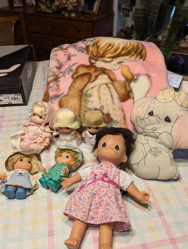 Random Precious Moments Items