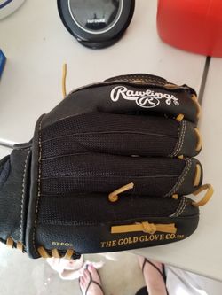 Left Handed Glove for Right Handed Player