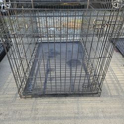 DOG CRATES - XL to MEd