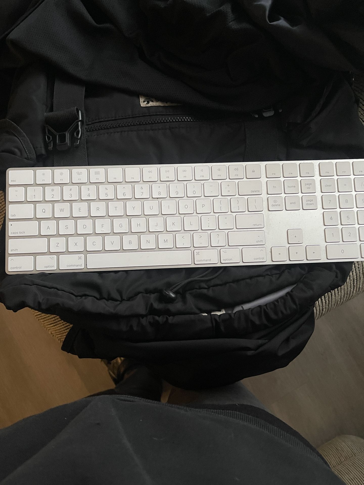 Apple Keyboard