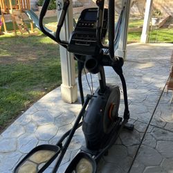 Elliptical machine / Workout Machine/ Exercise 