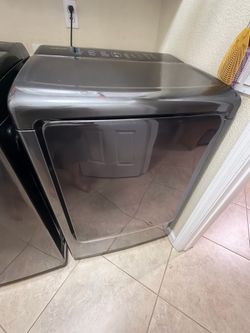 Electric Samsung Dryer