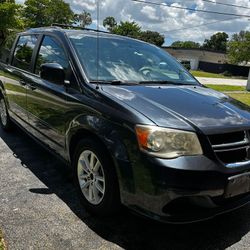 dodge grand caravan 2014