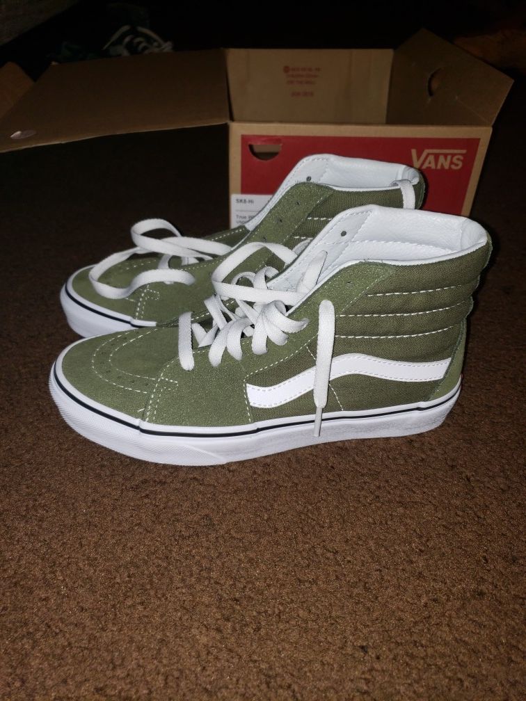 Van's forest green $40.00