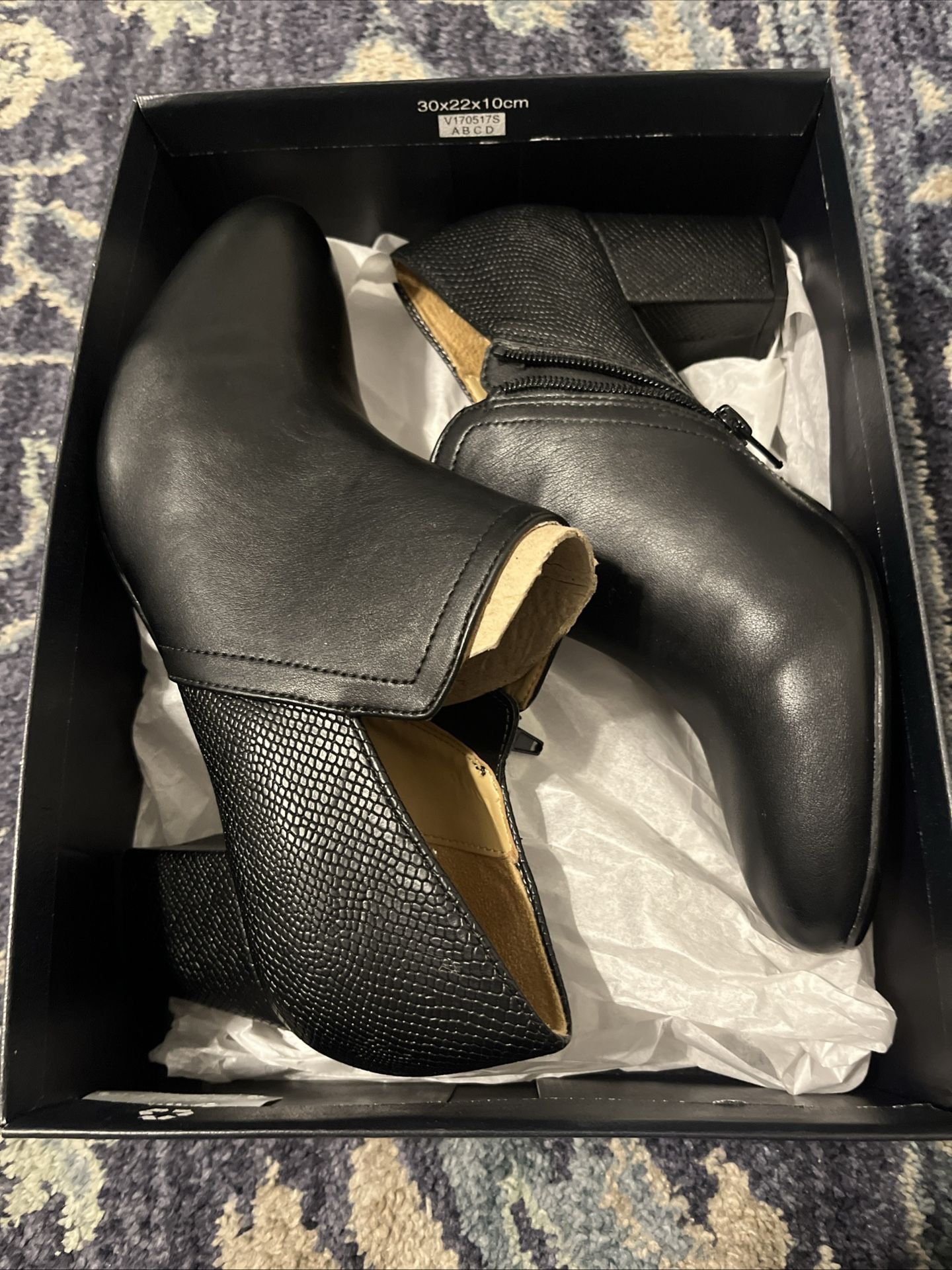 Women’s Size 10 Boots Naturalizer