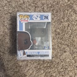 Micheal Jordan UNC Funko Pop