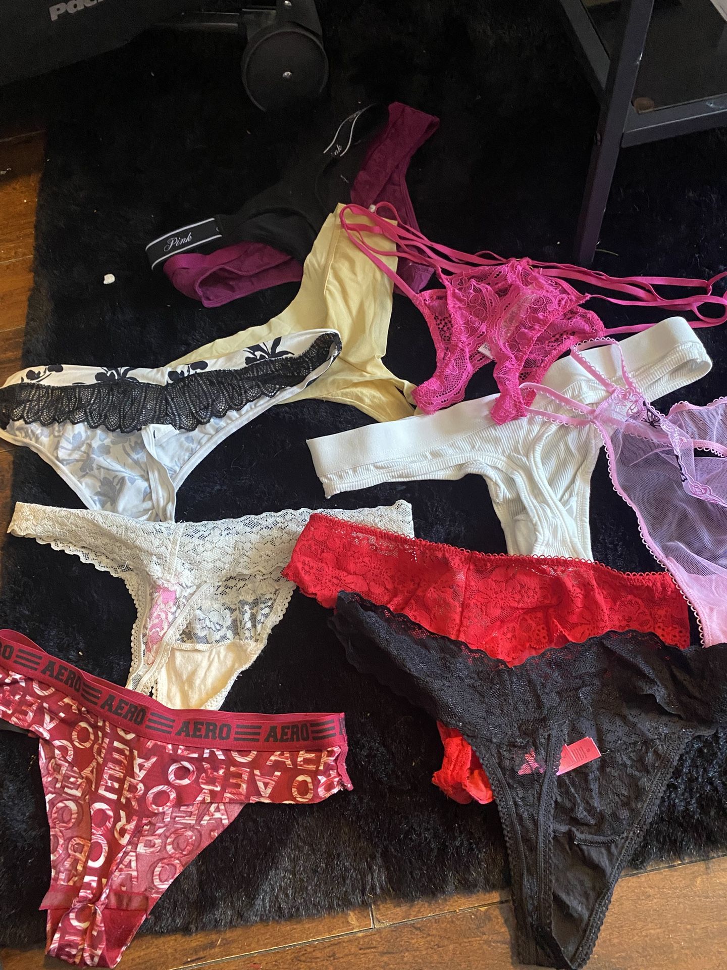 Thongs