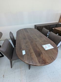 Ellipse Dining Table