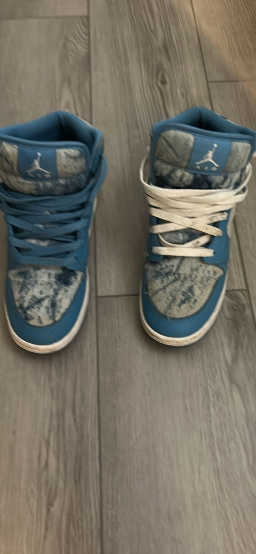 Jordan 1 Mid Washed Denim