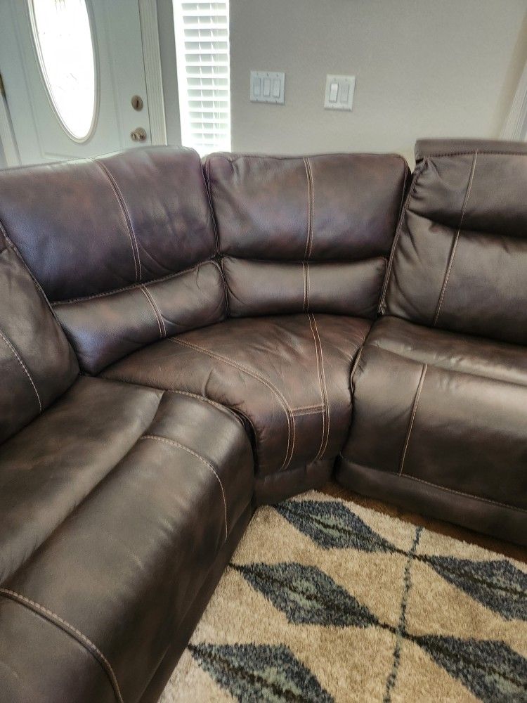 Leather Couch for Sale in Henderson, NV OfferUp