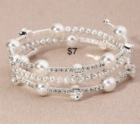 $7 EaTripple Spring Rhinestone And Faux Pearl Bracelet 